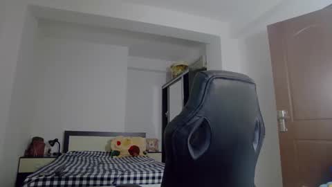 Snapshot of sellena_angels chatting on 10-02-25, 10:33 sellena_angels online show from 10-02-25, 10:33