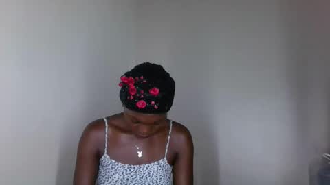 Snapshot of sellinprinces chatting on 10-18-25, 11:55 sellinprinces online show from 10-18-25, 11:55