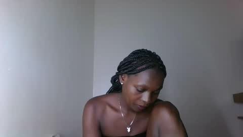 Snapshot of sellinprinces chatting on 11-03-25, 10:05 sellinprinces online show from 11-03-25, 10:05