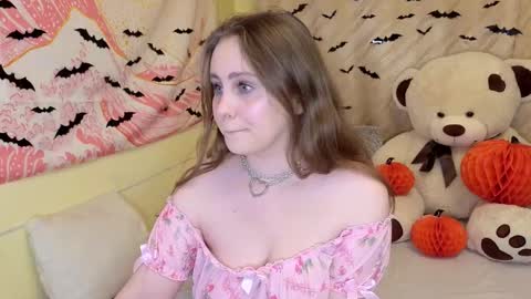 Sellya online show from 10-20-25, 08:20