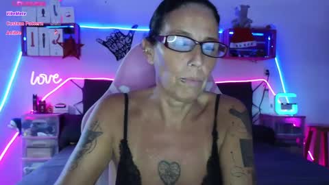 Selvaggia Del Caribe online show from 12-27-24, 05:48
