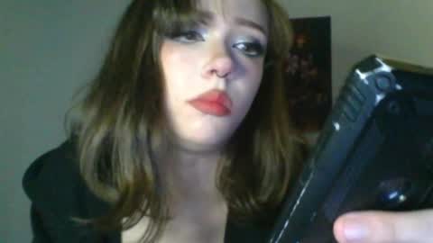 Snapshot of sendforesme chatting on 01-26-25, 01:31 goddess esme  online show from 01-26-25, 01:31