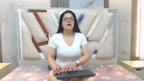 sennamars202cl online show from 10-19-25, 02:50