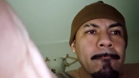 Snapshot of senor49509 chatting on 01-24-25, 04:37 senor49509 online show from 01-24-25, 04:37