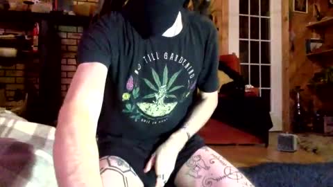 sensiswitch online show from 12-22-24, 05:45