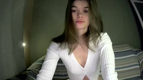 Snapshot of sensual_olivia chatting on 12-11-24, 03:56 Olivia online show from 12-11-24, 03:56