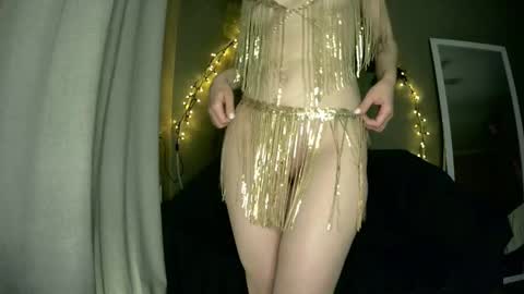 Snapshot of sensual_olivia chatting on 12-30-24, 10:01 Olivia online show from 12-30-24, 10:01