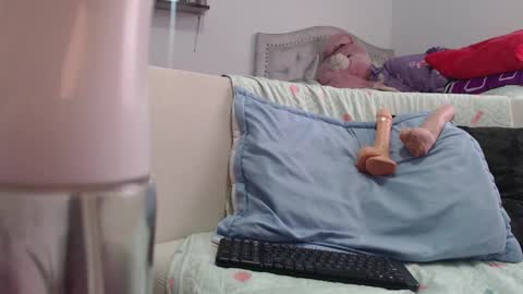 I am Hellen online show from 12-27-24, 09:43