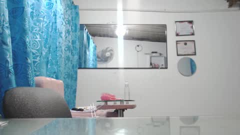 I am Hellen online show from 09-17-25, 01:29