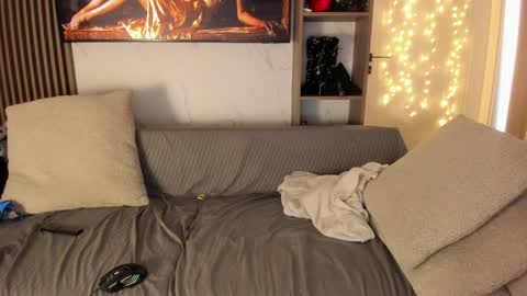 Snapshot of sensualbarbies chatting on 04-09-26, 09:26 sensualbarbies online show from 04-09-26, 09:26