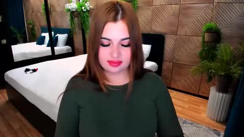 Snapshot of sensualcharisma chatting on 10-23-25, 01:49 Becca online show from 10-23-25, 01:49
