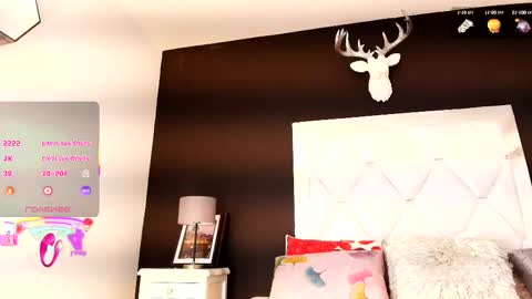 Snapshot of sensualcrazy chatting on 10-15-25, 01:44 sensualcrazy online show from 10-15-25, 01:44