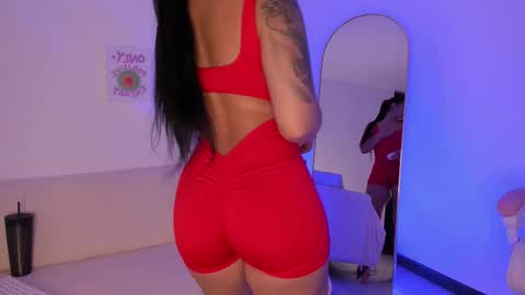 Snapshot of sensualhaven_ chatting on 09-15-25, 12:32 sensualhaven_ online show from 09-15-25, 12:32