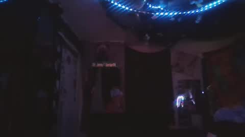 sequoia8888 online show from 09-12-25, 06:46