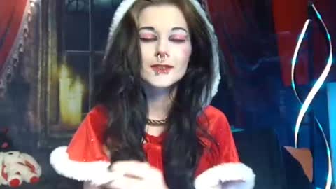 Seraphin Munster online show from 12-19-24, 07:07