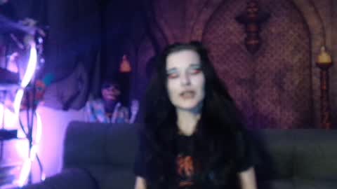 Seraphin Munster online show from 10-15-25, 06:41