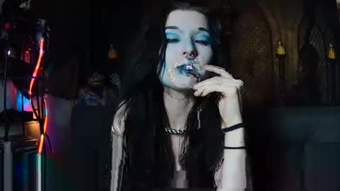 Seraphin Munster online show from 10-22-25, 05:34