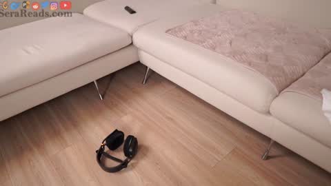 SeraReads online show from 10-01-25, 03:29