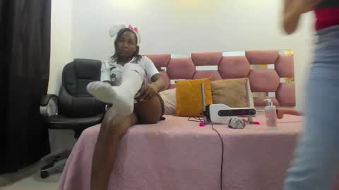 serena_collins online show from 10-03-25, 12:02