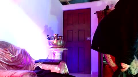 Serena Xyz online show from 11-02-25, 05:15