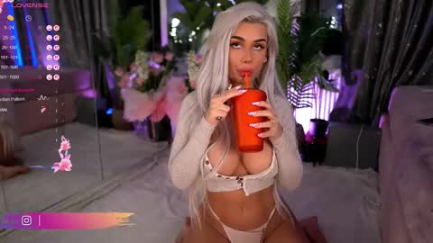 Serene Sophiex online show from 03-02-25, 09:01