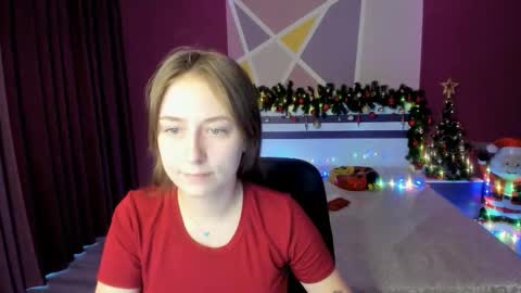 Snapshot of serenitywild chatting on 12-23-25, 06:33 serenitywild online show from 12-23-25, 06:33