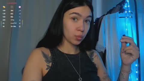 Ariana online show from 10-12-25, 03:16