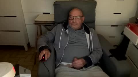 Snapshot of serge8413 chatting on 12-30-24, 09:08 serge8413 online show from 12-30-24, 09:08