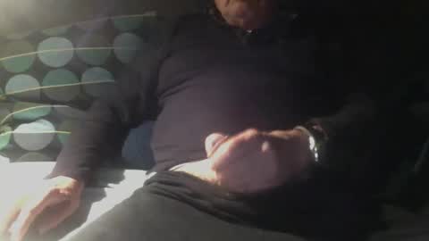 Snapshot of serge8413 chatting on 03-09-25, 05:22 serge8413 online show from 03-09-25, 05:22