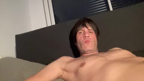 Snapshot of sergeloplop chatting on 11-17-25, 04:46 sergeloplop online show from 11-17-25, 04:46