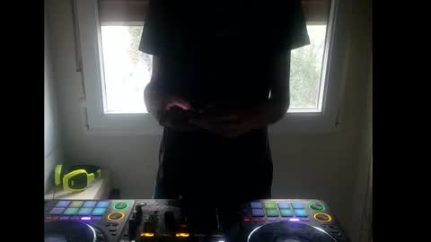 Dj Notorious aka bionik hand online show from 09-15-25, 05:46