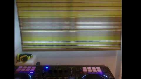 Dj Notorious aka bionik hand online show from 09-20-25, 05:47