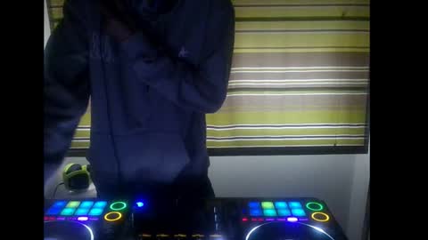 Dj Notorious aka bionik hand online show from 10-08-25, 05:32