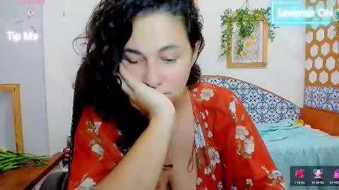 Snapshot of serpenttempter88 chatting on 11-17-25, 02:23 VIOLA online show from 11-17-25, 02:23