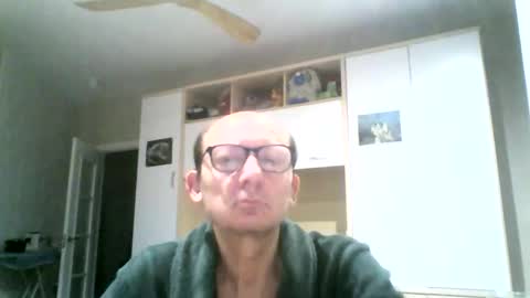 serrano49 online show from 09-22-25, 12:45