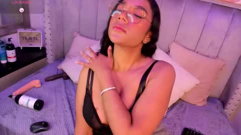 Seshat online show from 10-18-25, 04:26