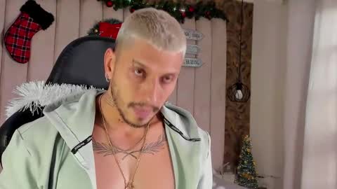 HEY IM SETH online show from 12-19-24, 05:40