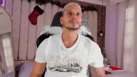 HEY IM SETH online show from 12-20-24, 06:56