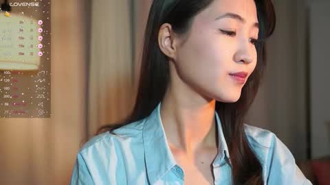 Snapshot of seulbi chatting on 11-22-25, 02:49 Sana online show from 11-22-25, 02:49