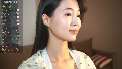 Snapshot of seulbi chatting on 12-03-25, 02:59 Sana online show from 12-03-25, 02:59