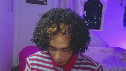 Alexis online show from 10-20-25, 04:35