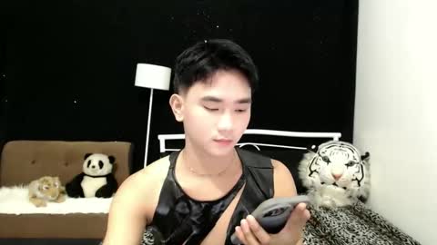 sexandroid1016 online show from 10-18-25, 09:43