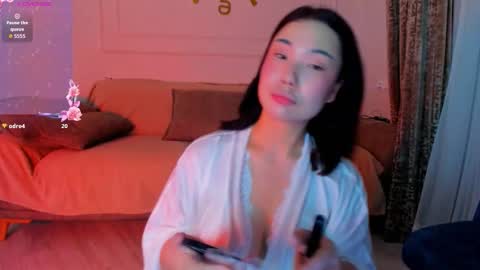 Snapshot of sexaxion_lee_ chatting on 02-19-26, 08:16 Lumi online show from 02-19-26, 08:16