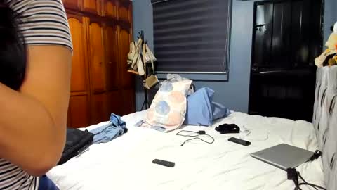 HEY GUYS KEVIAM I    MY NEW  TWITTER IS anitalautter26 imstagran  anitalautter26 officialOFanitalautter online show from 10-26-25, 12:49