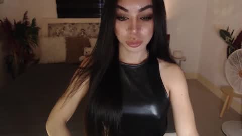 Snapshot of sexenchantresstgirl chatting on 03-04-25, 12:50 Mistress Maria online show from 03-04-25, 12:50