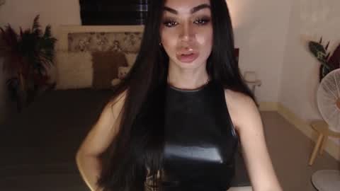 Snapshot of sexenchantresstgirl chatting on 03-04-25, 03:55 Mistress Maria online show from 03-04-25, 03:55