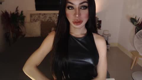 Snapshot of sexenchantresstgirl chatting on 03-05-25, 11:16 Mistress Maria online show from 03-05-25, 11:16