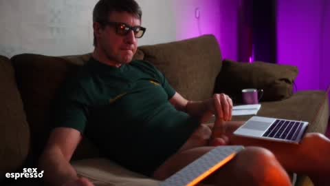 Snapshot of sexespresso chatting on 12-28-24, 10:55 Thank you for Birthday Wishes online show from 12-28-24, 10:55