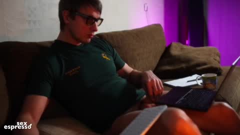 Snapshot of sexespresso chatting on 02-21-25, 06:04 Thank you for Birthday Wishes online show from 02-21-25, 06:04