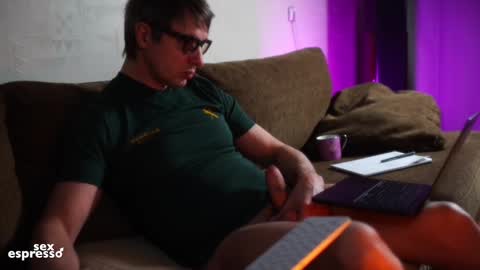 Snapshot of sexespresso chatting on 02-28-25, 05:15 Thank you for Birthday Wishes online show from 02-28-25, 05:15